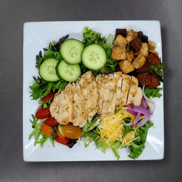 House Salad w/Chicken.